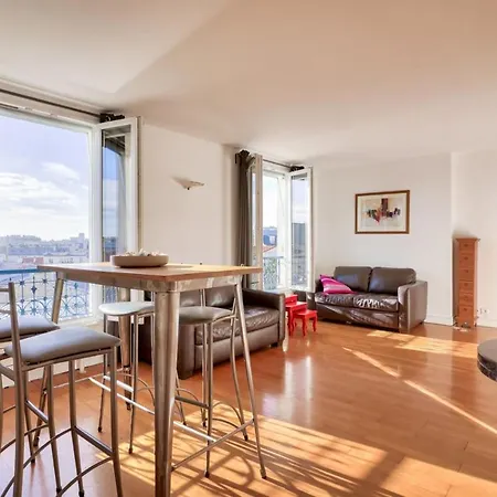 Bright And Comfortable For 4 People * Paris